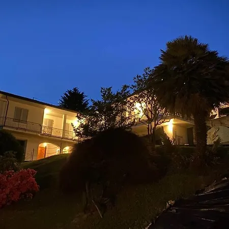 I Faggi Rossi - Red Beech Trees Como